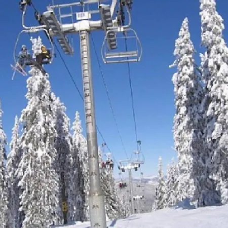 Ski House Pamporovo Momchilovtsi (Smolyan)